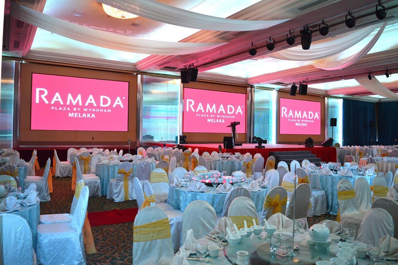 Ramada Plaza By Wyndham Melaka Hotell Exteriör bild